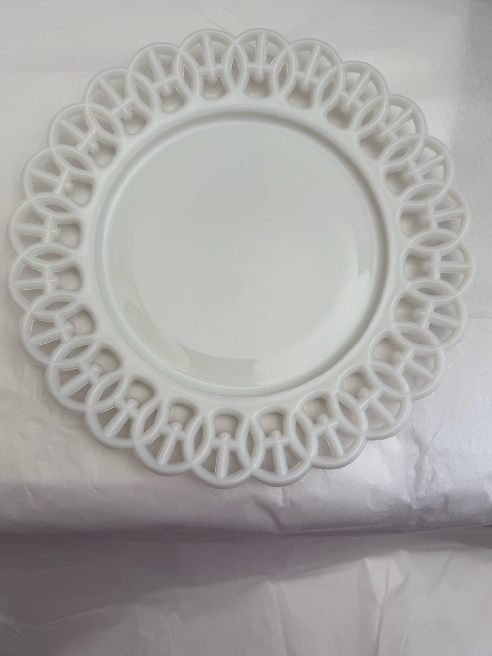 VTG Westmoreland White Milk Glass Plate Decorative Openwork Border “Wicker Edge”